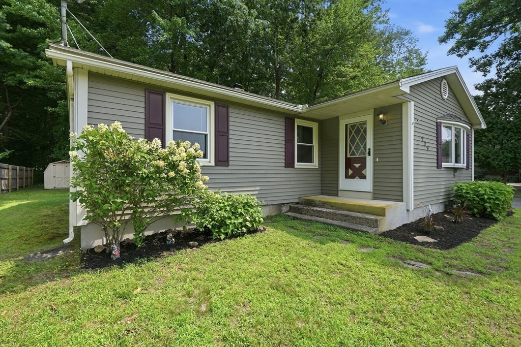 223 Garnet St, Springfield, MA, 223 Garnet St, Springfield, MA Photo #3