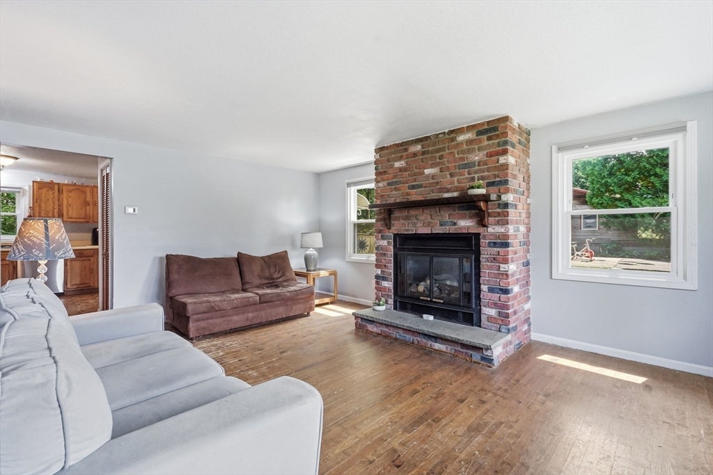 223 Garnet St, Springfield, MA, 223 Garnet St, Springfield, MA Photo #9