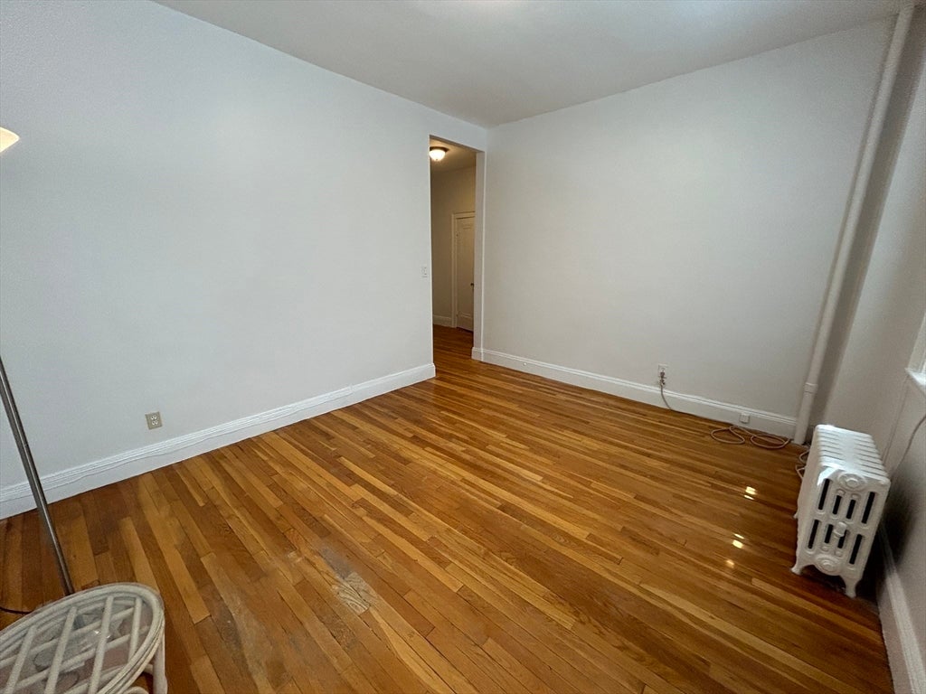 48 Strathmore Rd 4