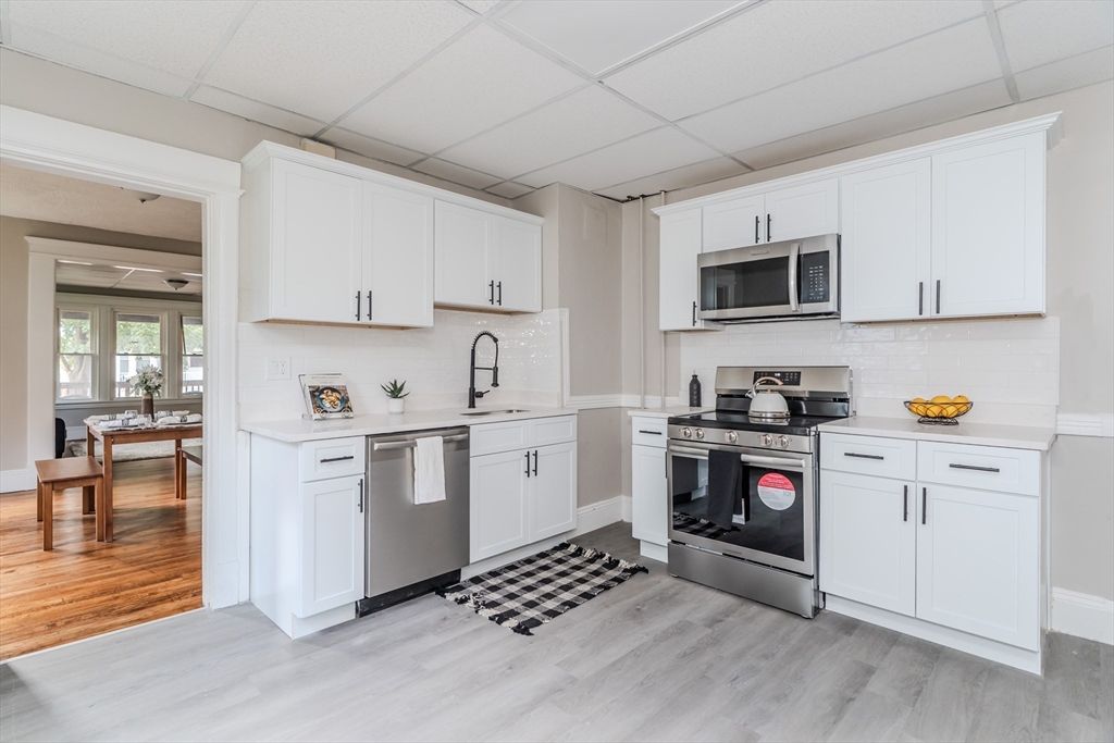 Photo of 171 Northampton Ave, Springfield, MA 01109 (MLS # 73444927)