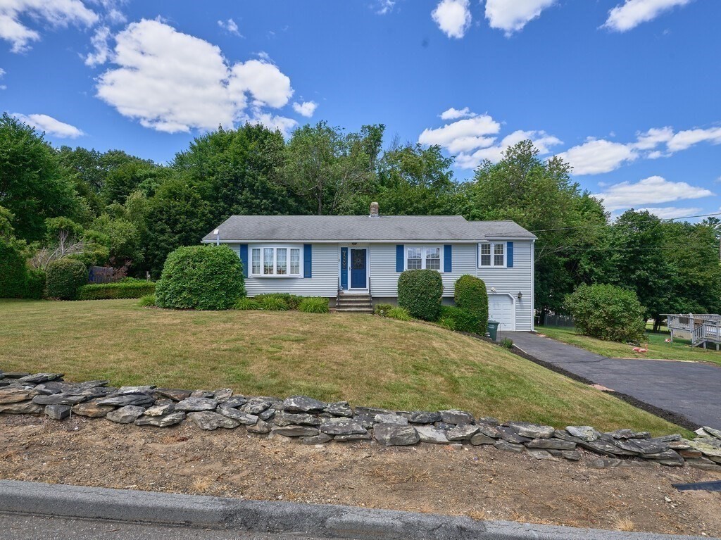 597 Willard St