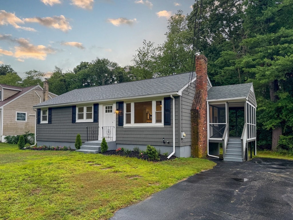 13 Center St, Medway, MA, 13 Center St, Medway, MA Photo #5