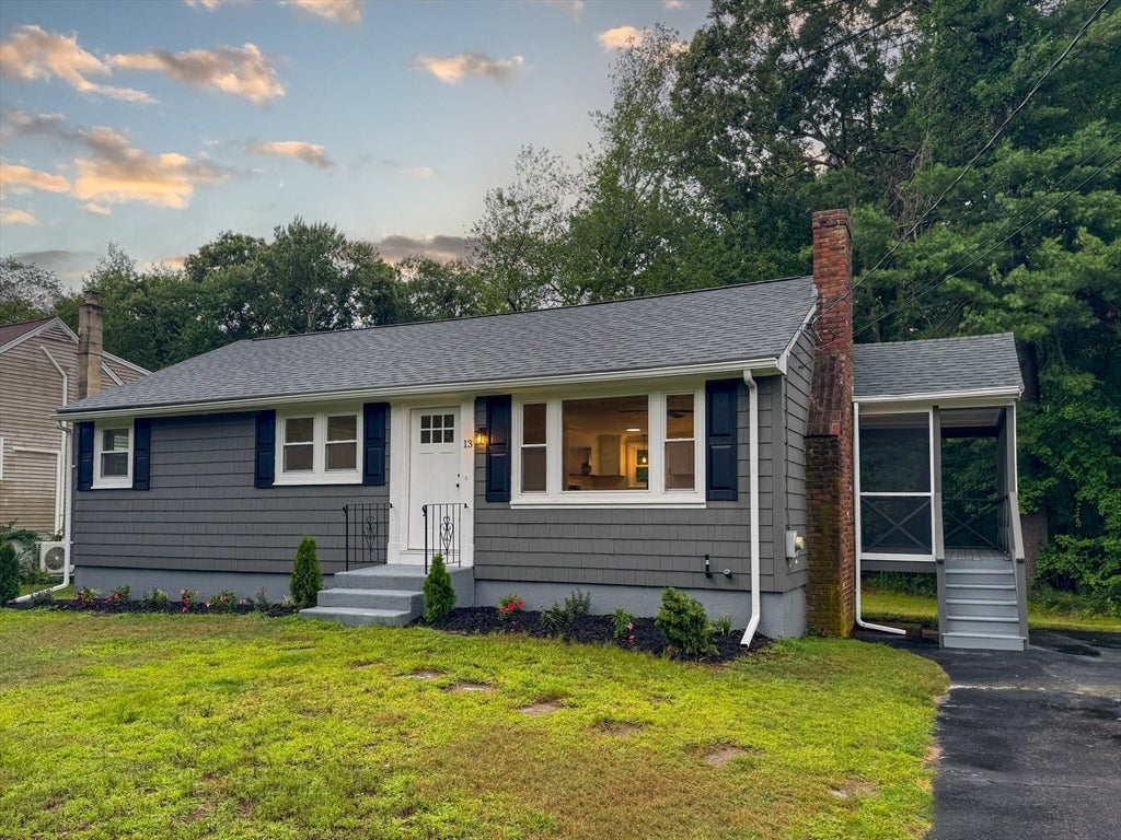 13 Center St, Medway, MA, 13 Center St, Medway, MA Photo #1