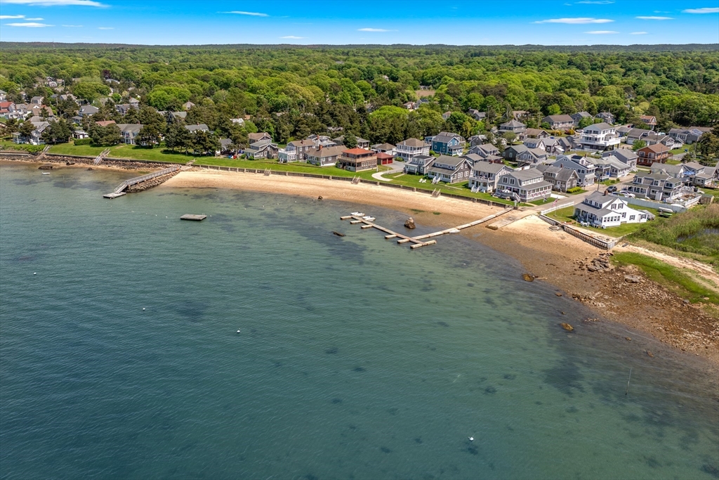 Bourne, Massachusetts 02559, United States, 4 Bedrooms Bedrooms, ,2 BathroomsBathrooms,Residential,Active,6314