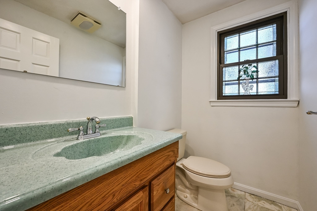 15 Edwards Rd, Foxboro, MA Photo #38
