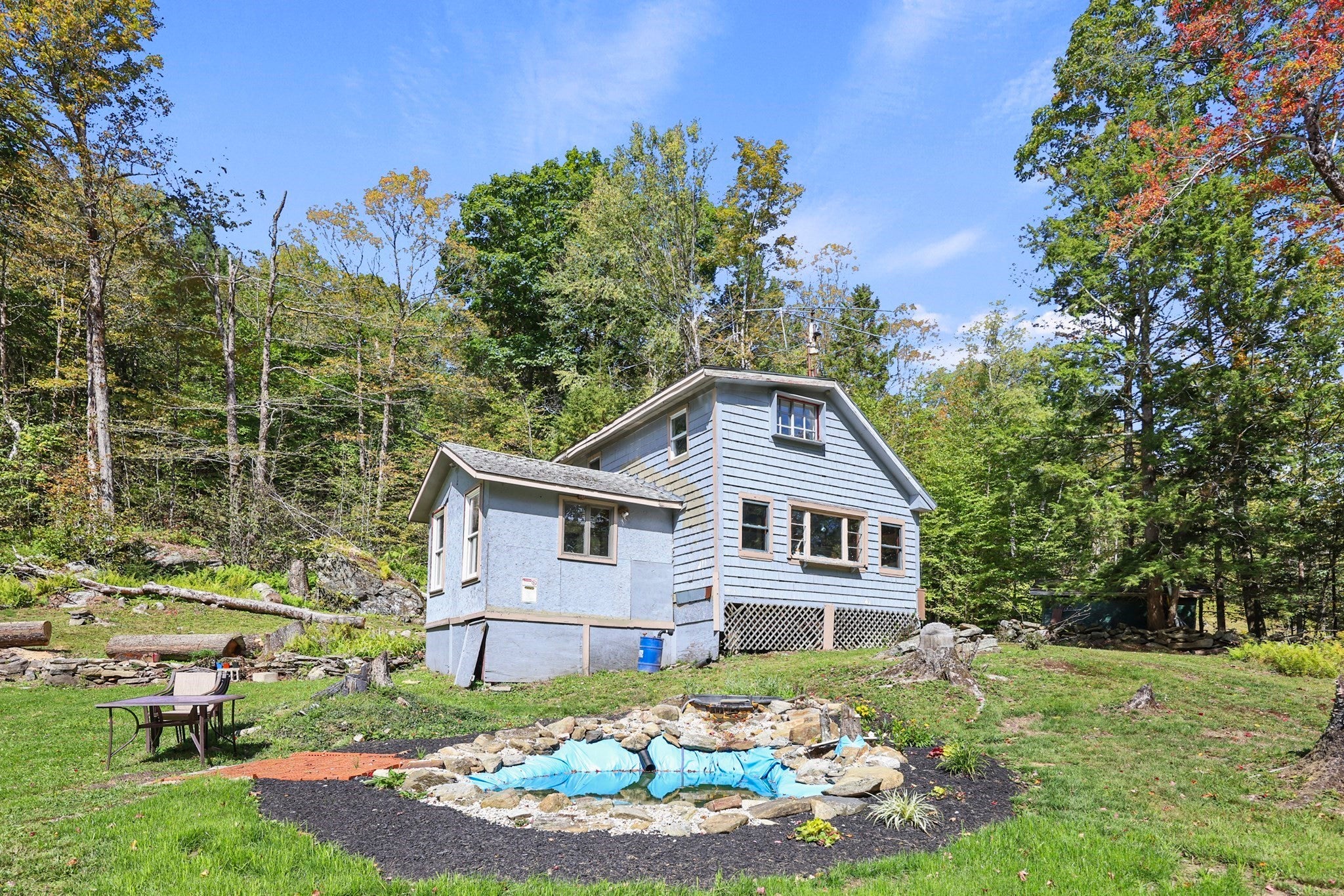 10 Brookside Rd