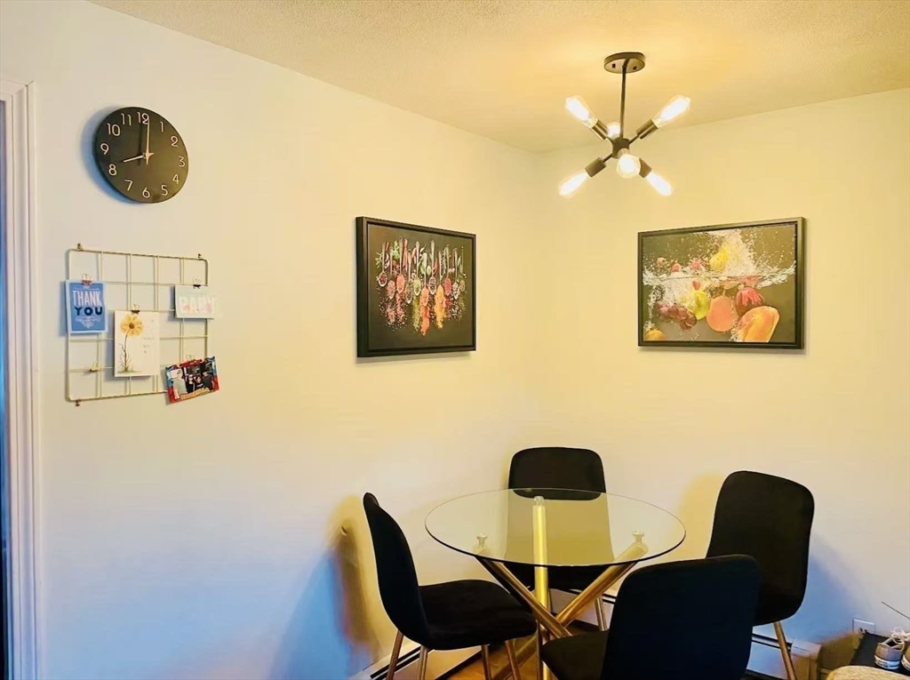 128 Emerson Gardens 128