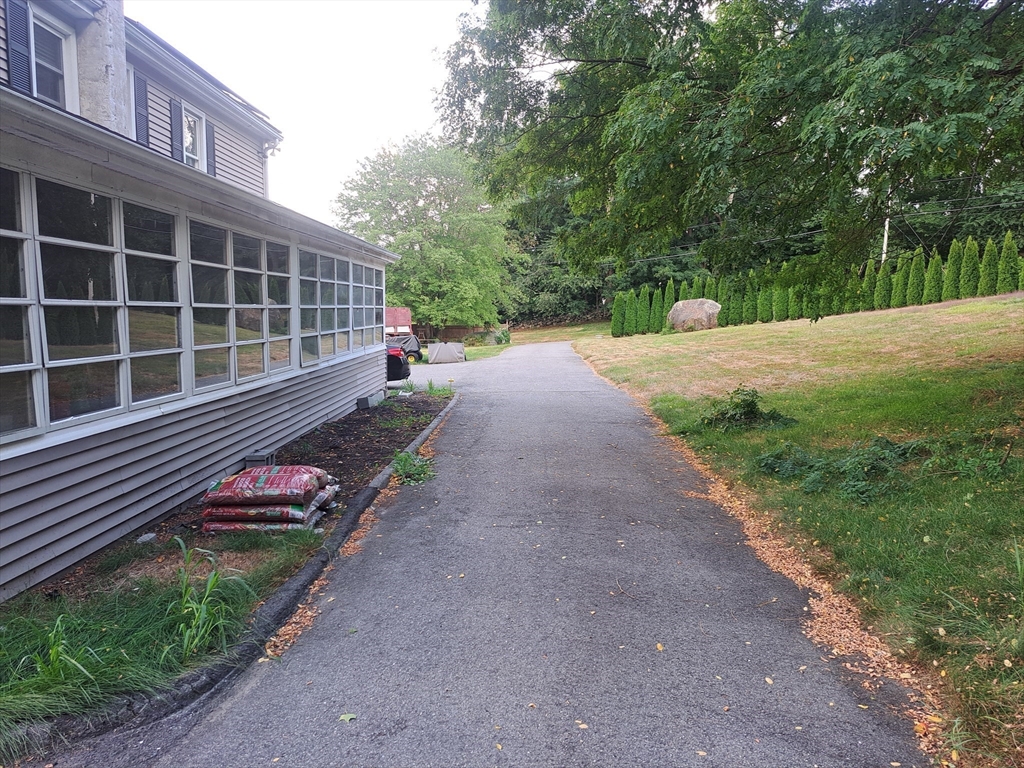 1602 Mammoth Rd 2