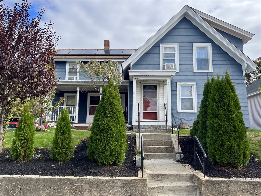 11 Oak St