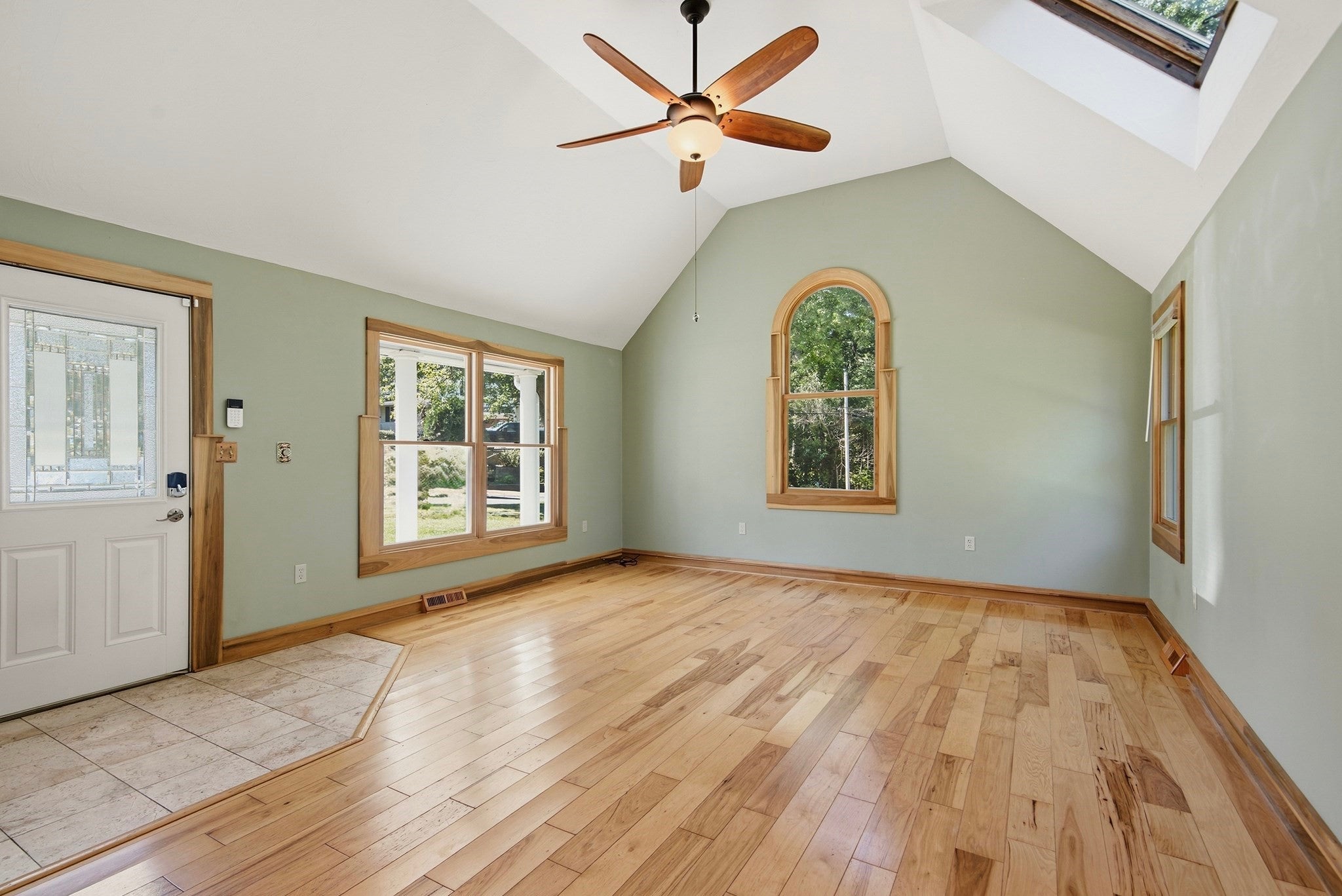 3 Briarwood Road, Franklin, MA, 3 Briarwood Road, Franklin, MA Photo #4