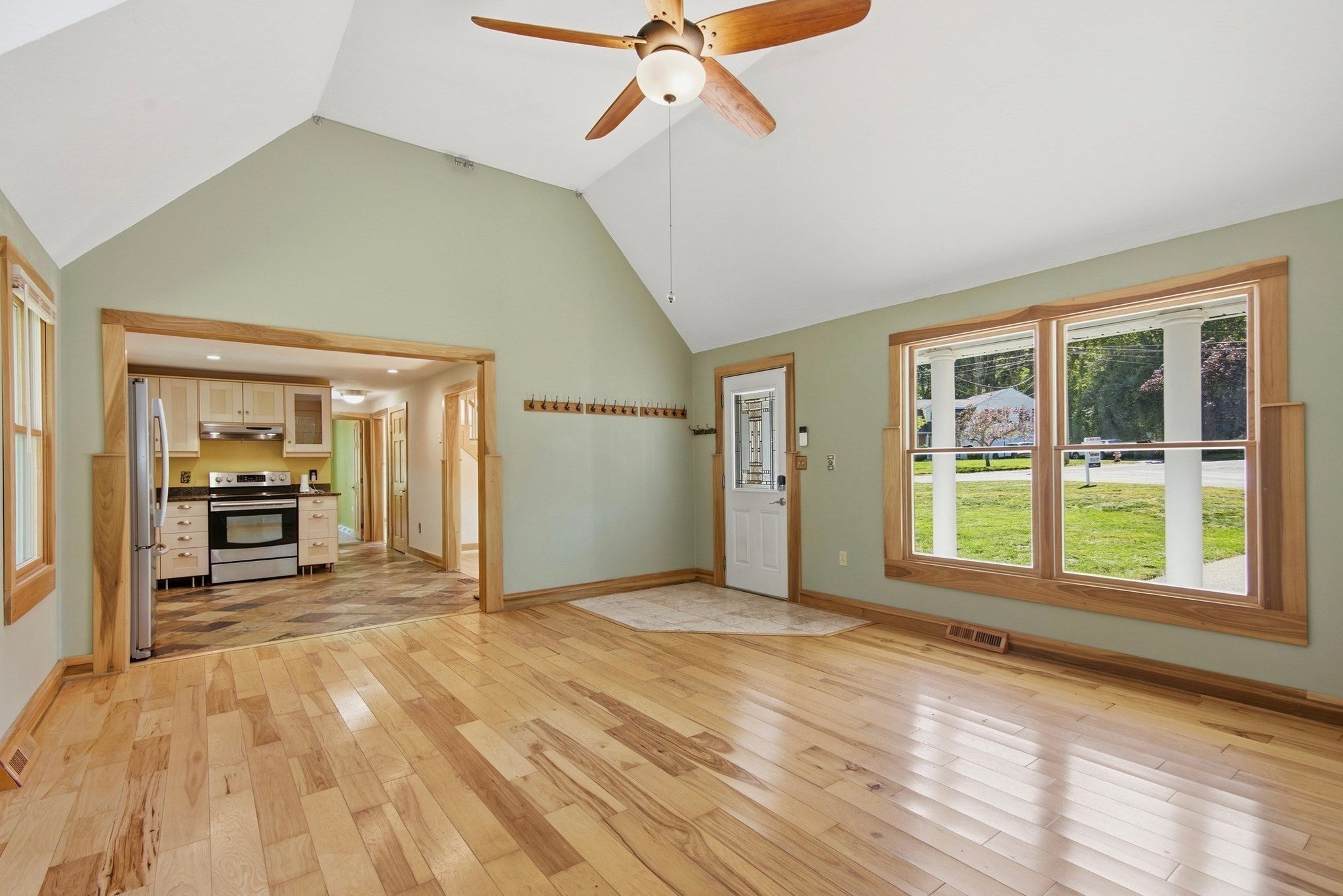 3 Briarwood Road, Franklin, MA, 3 Briarwood Road, Franklin, MA Photo #5