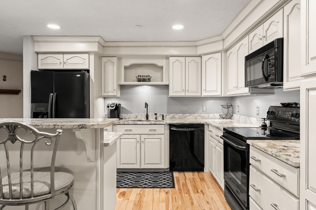 1001 Marina Dr 507