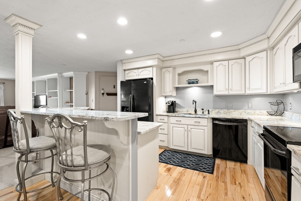 1001 Marina Dr 507