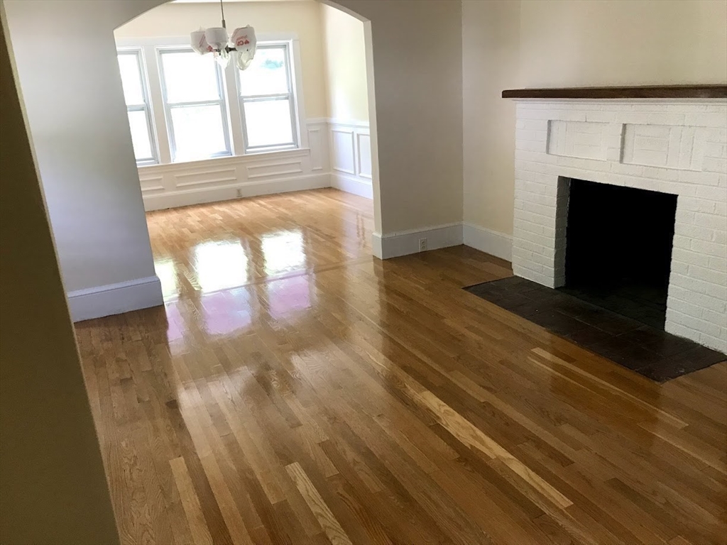 28 Beaconsfield Rd 1