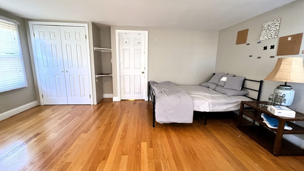 21 Linden St 133
