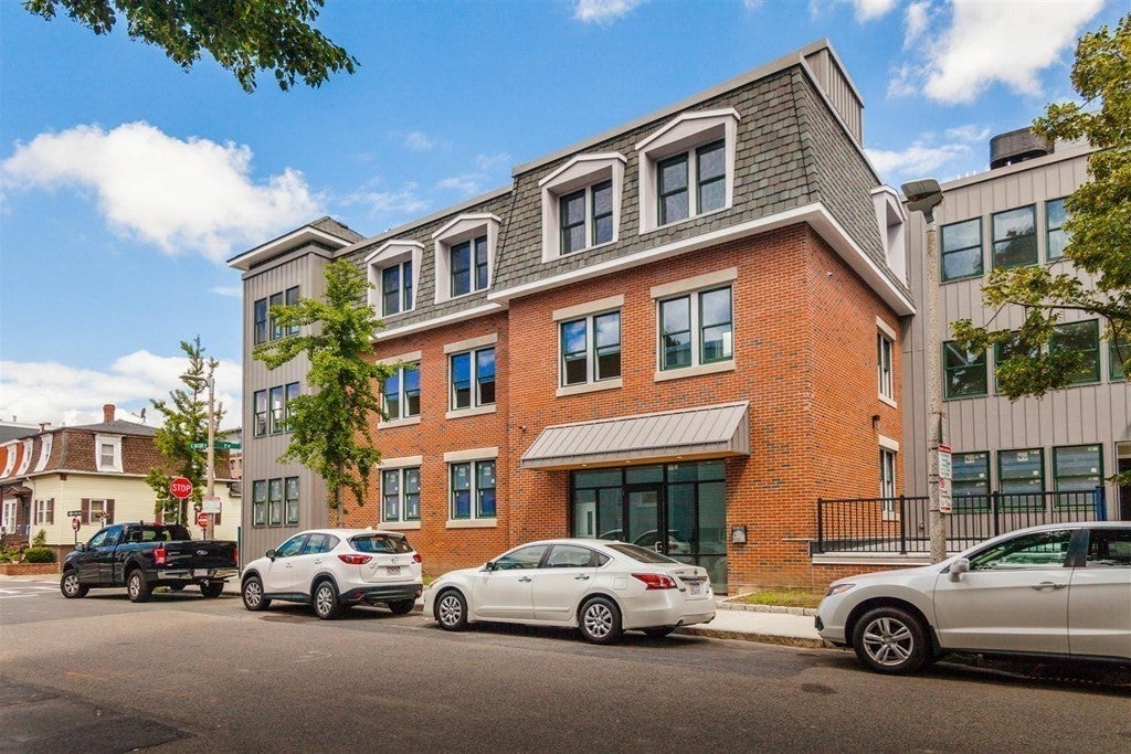 906 East 2nd St #110, Boston, MA Photo #1