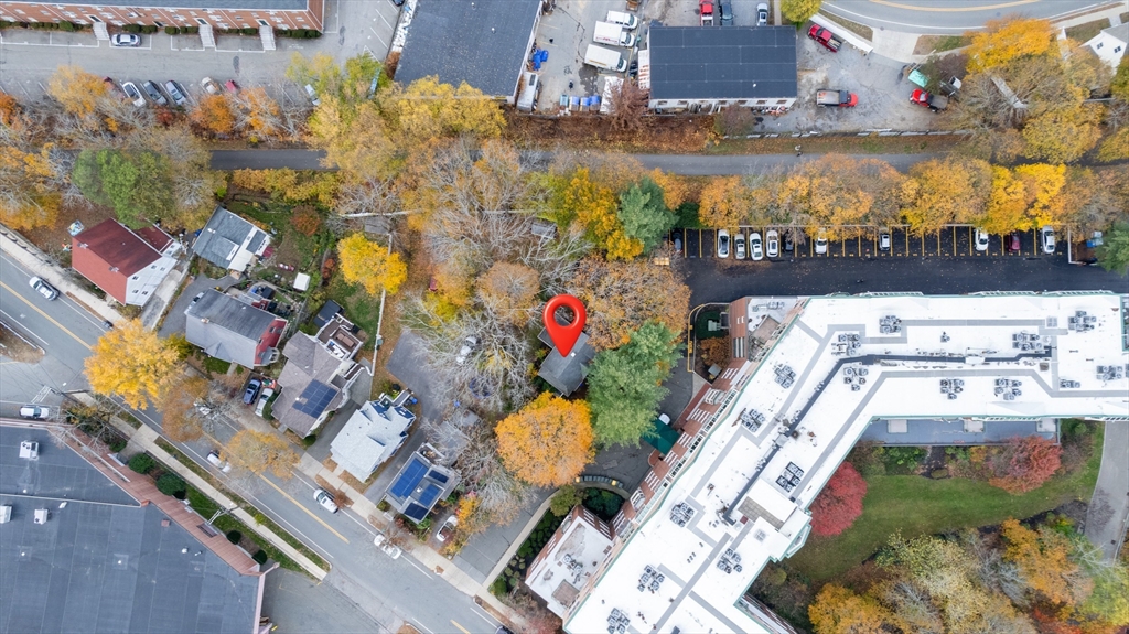 Arlington, Massachusetts 02476, United States, 2 Bedrooms Bedrooms, ,2 BathroomsBathrooms,Residential,Active,242373