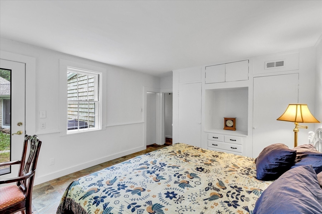 Sandwich, Massachusetts 02563, United States, 5 Bedrooms Bedrooms, ,5 BathroomsBathrooms,Residential,Active,152388