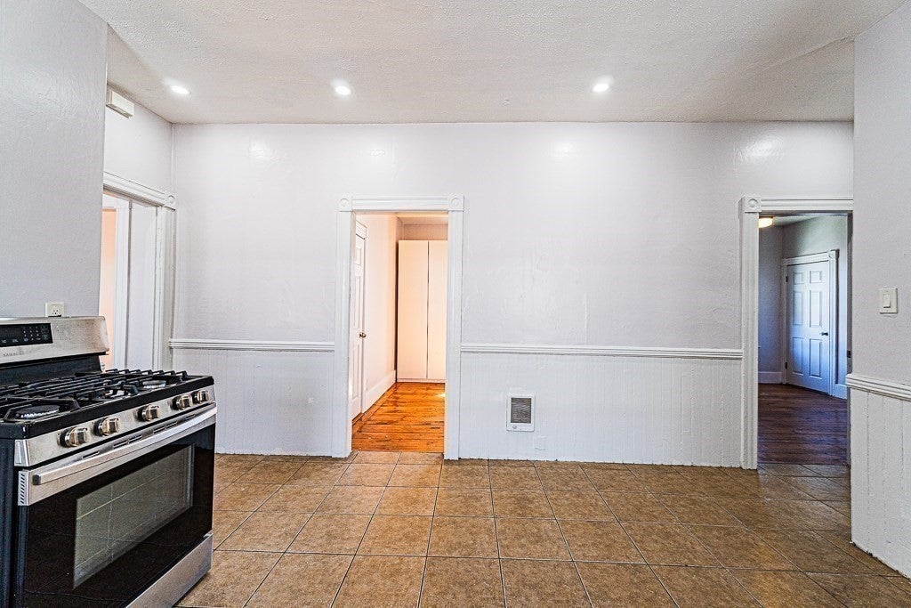 15 Sigel St, Worcester, MA, 15 Sigel St, Worcester, MA Photo #14
