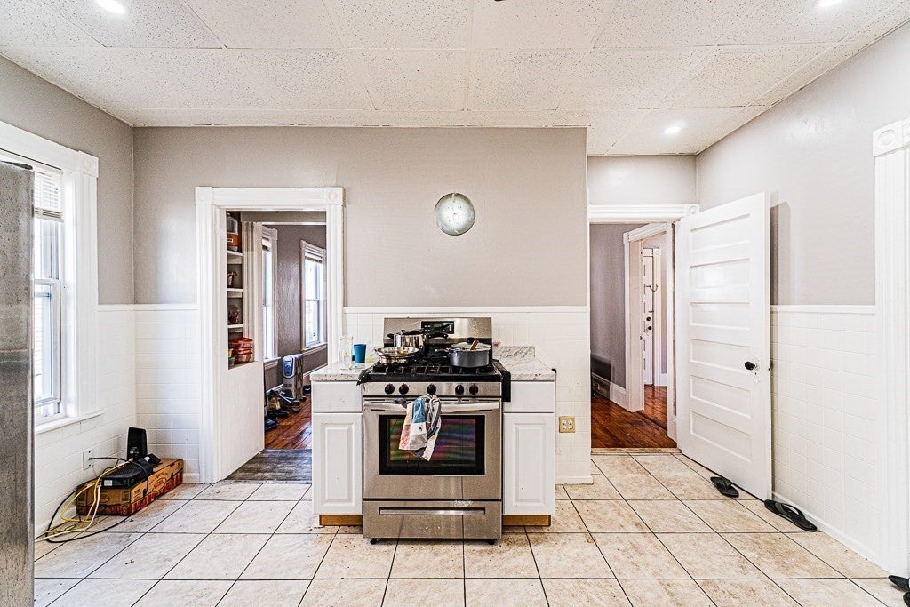 15 Sigel St, Worcester, MA, 15 Sigel St, Worcester, MA Photo #27