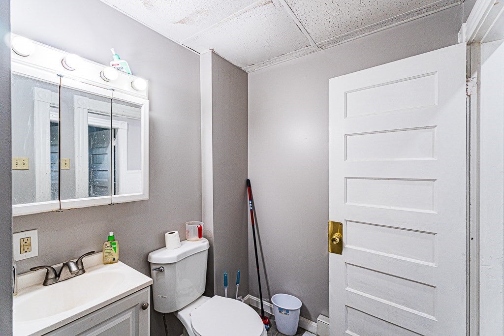 15 Sigel St, Worcester, MA, 15 Sigel St, Worcester, MA Photo #29