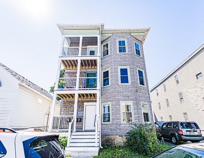 Photo of 15 Sigel St, Worcester, MA