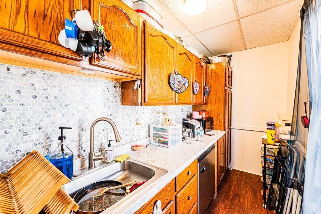 15 Sigel St, Worcester, MA, 15 Sigel St, Worcester, MA Photo #30