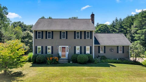 Photo of 1 Deer Run Rd, Spencer, MA 01562 (MLS # 73554244)