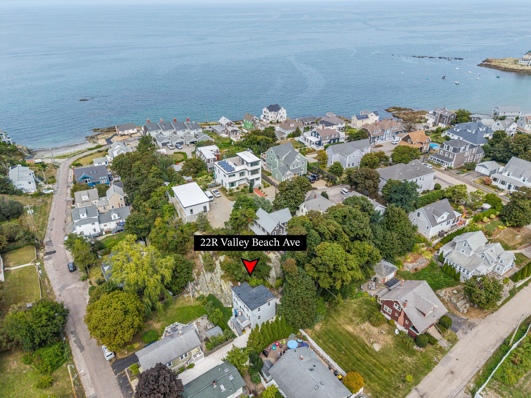 22-R Valley Beach Ave