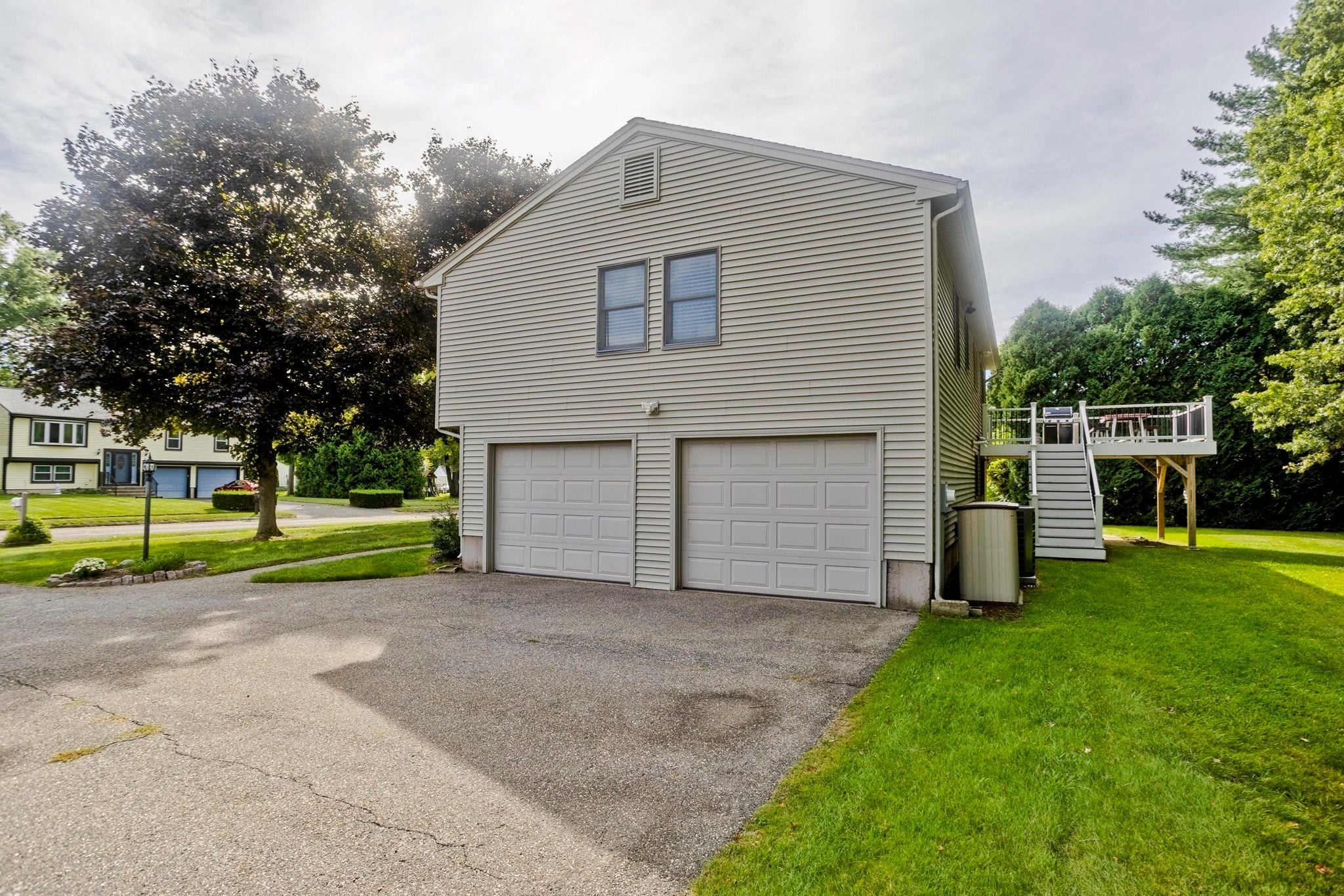 5 Tamarack Ln, Agawam, MA Photo #4