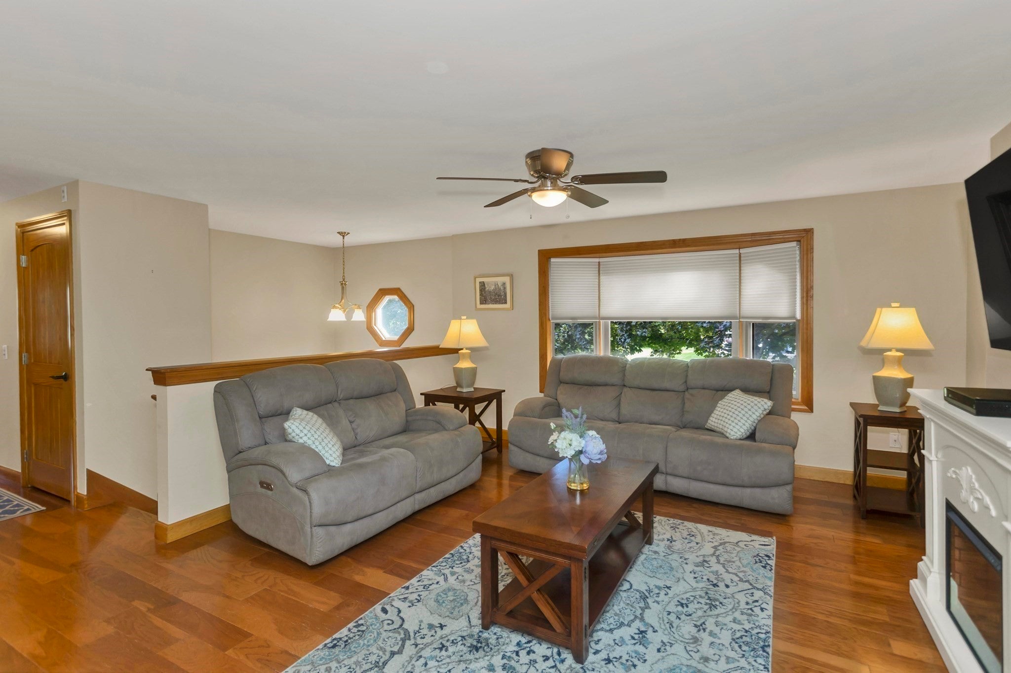 5 Tamarack Ln, Agawam, MA Photo #19