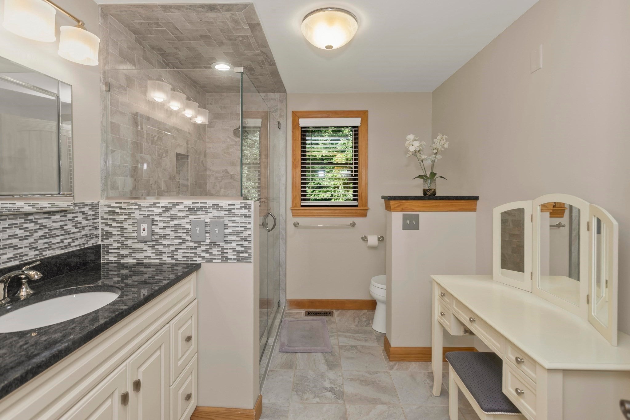 5 Tamarack Ln, Agawam, MA Photo #23
