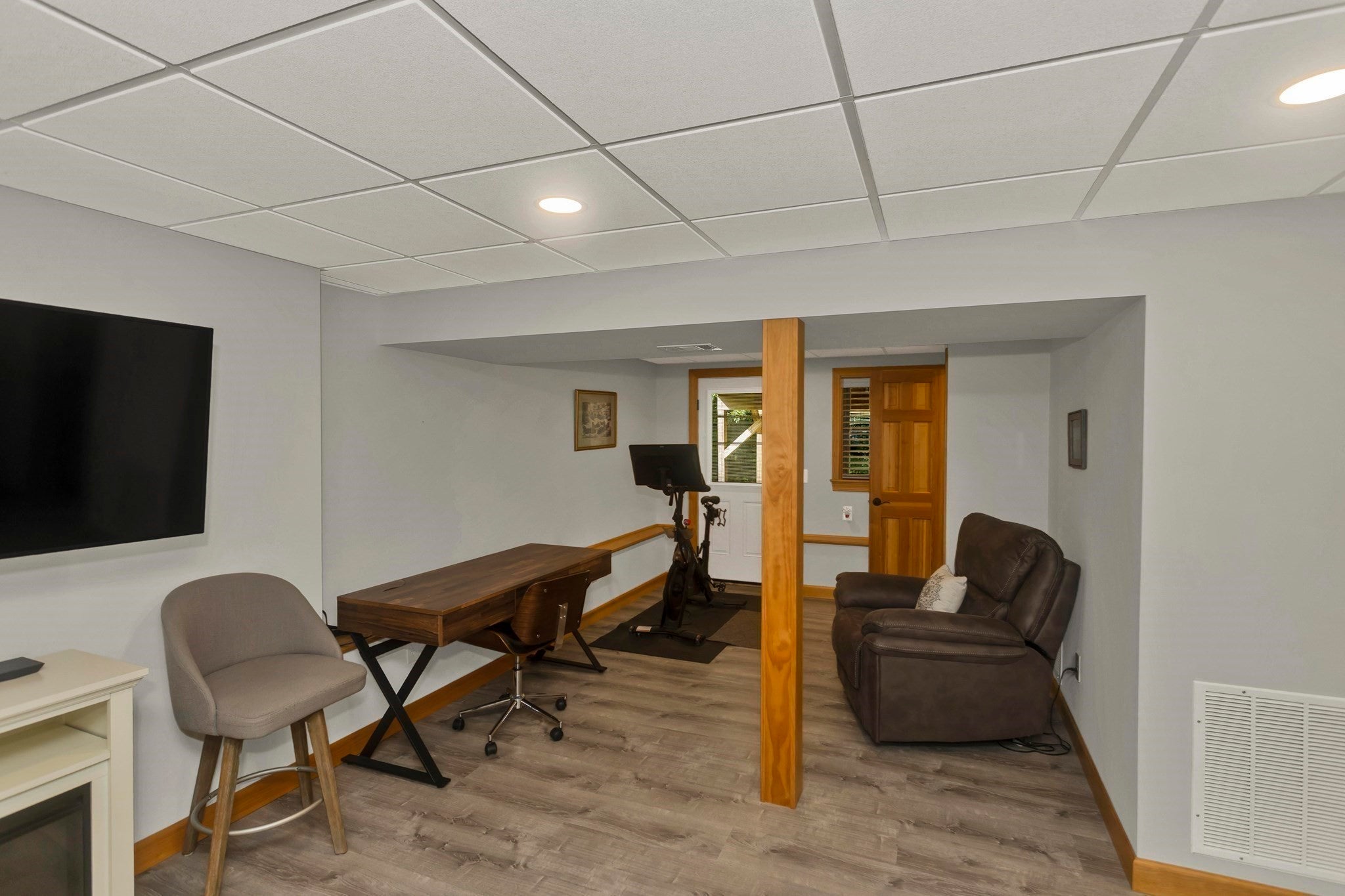 5 Tamarack Ln, Agawam, MA Photo #36