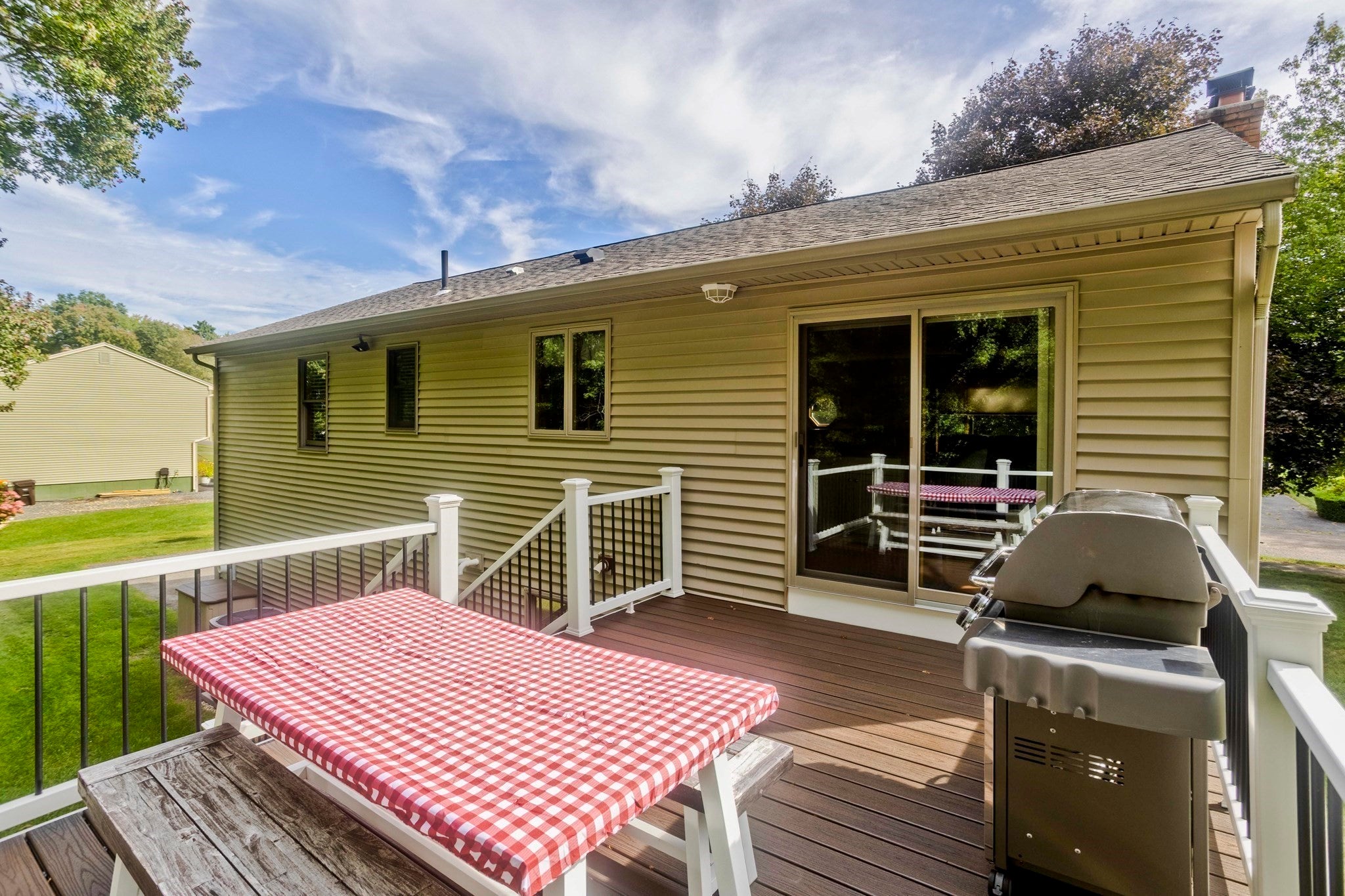 5 Tamarack Ln, Agawam, MA Photo #40