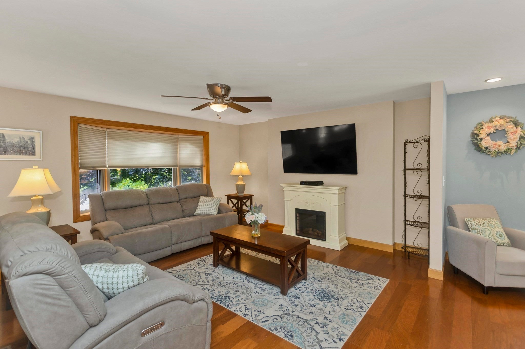 5 Tamarack Ln, Agawam, MA Photo #21