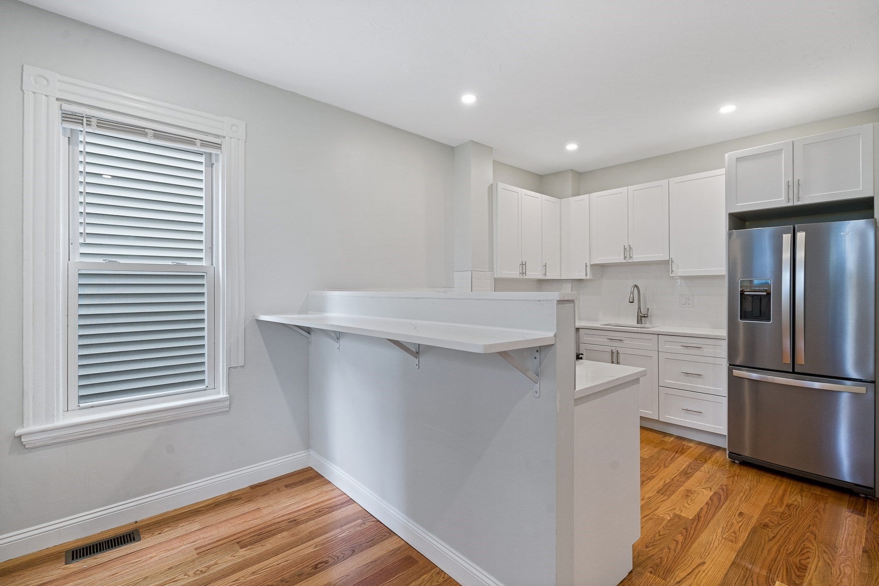 35 Newport Street #2, Boston, MA, 35 Newport Street #2, Boston, MA Photo #4