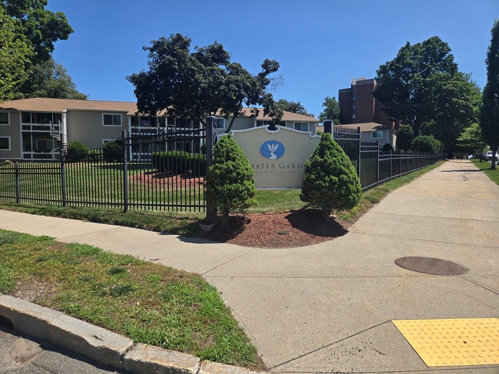 40 Saint Kolbe Dr #C, Holyoke, MA Photo #31