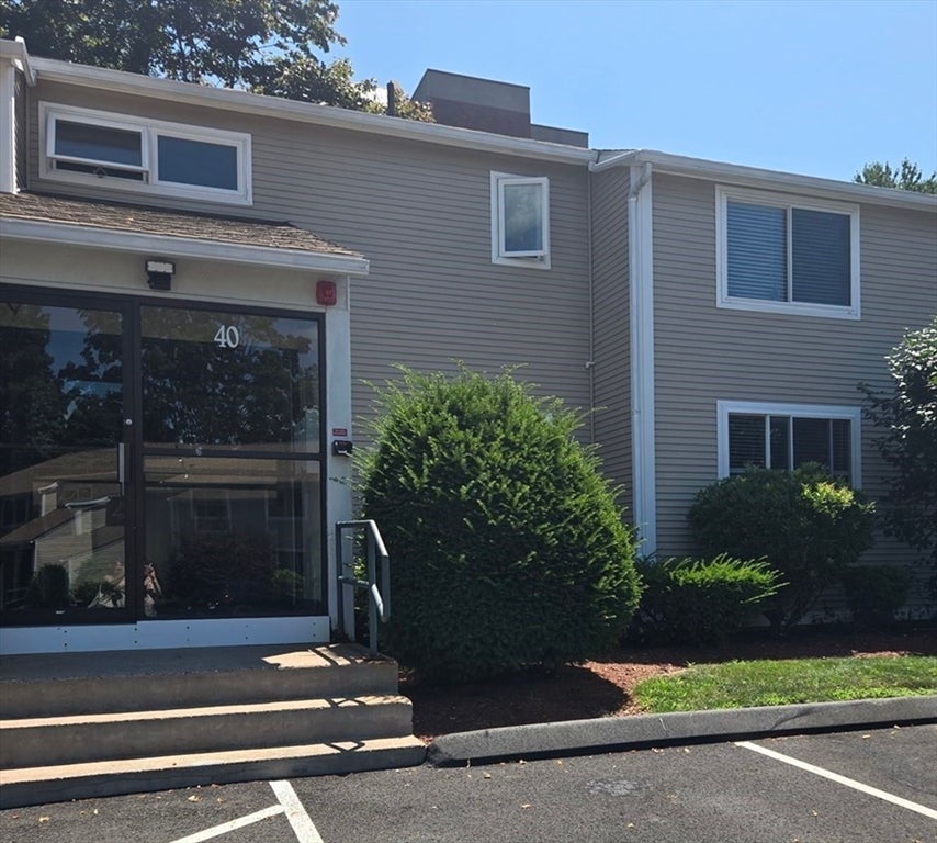 40 Saint Kolbe Dr #C, Holyoke, MA Photo #29