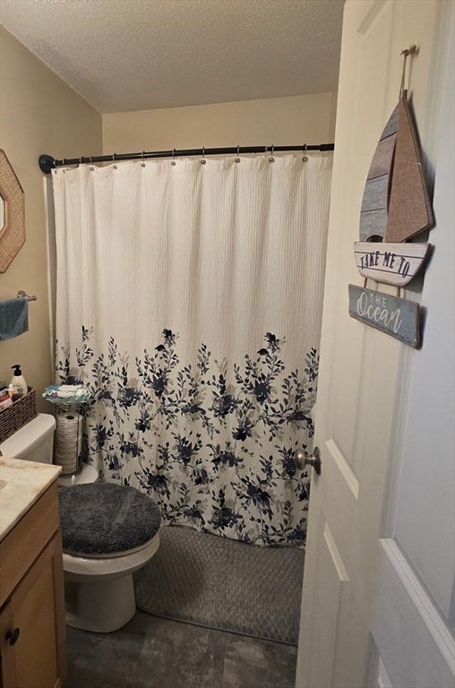 40 Saint Kolbe Dr #C, Holyoke, MA Photo #23