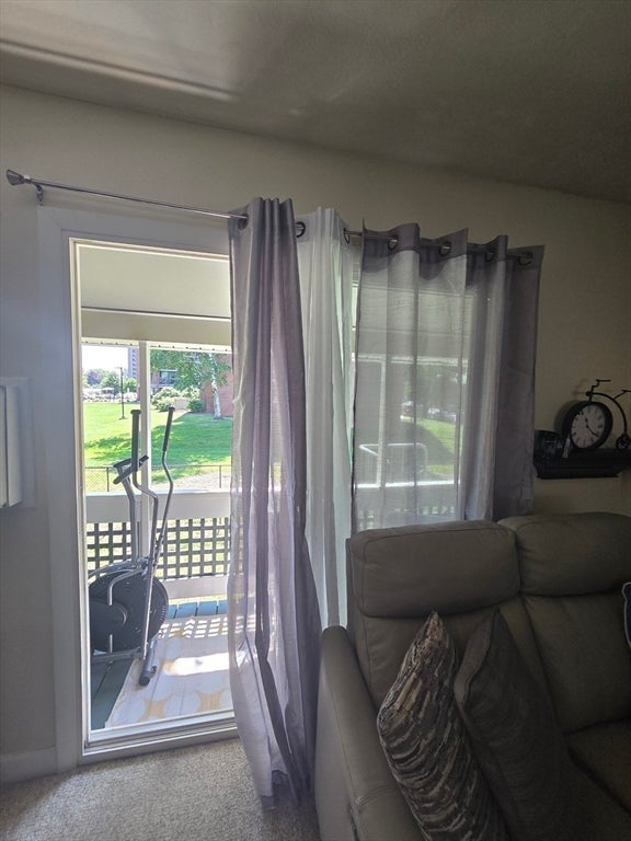 40 Saint Kolbe Dr #C, Holyoke, MA Photo #14