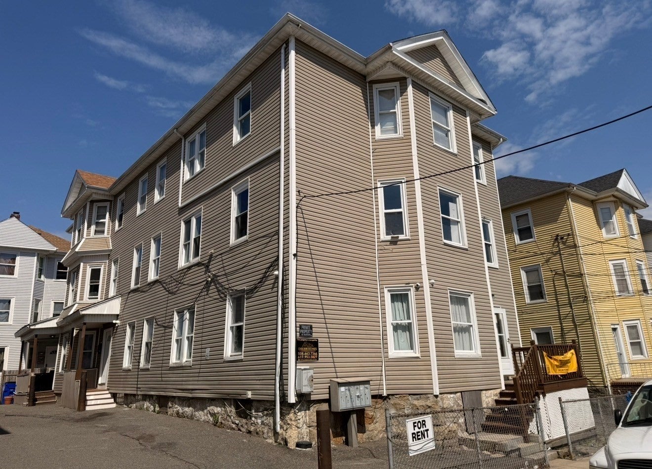 227 Eagle St