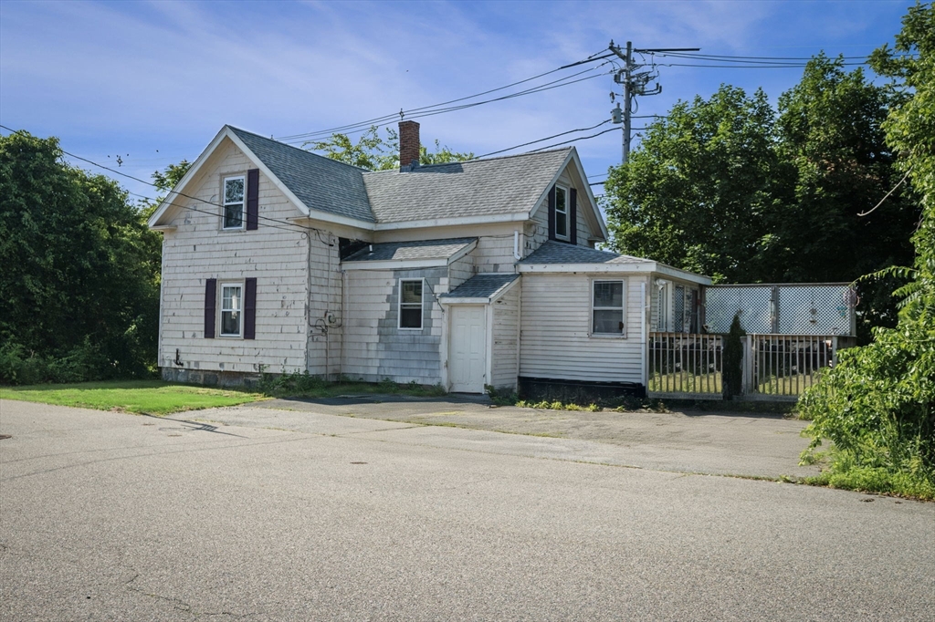 41 Endicott St