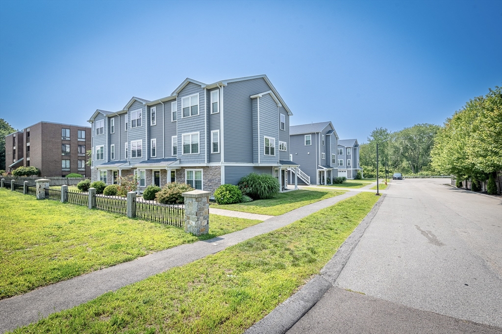2 Mitchell Lane B