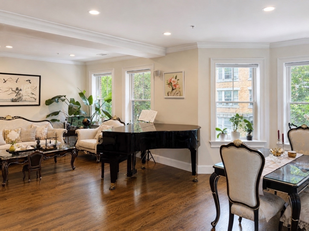 25 Euston St 2