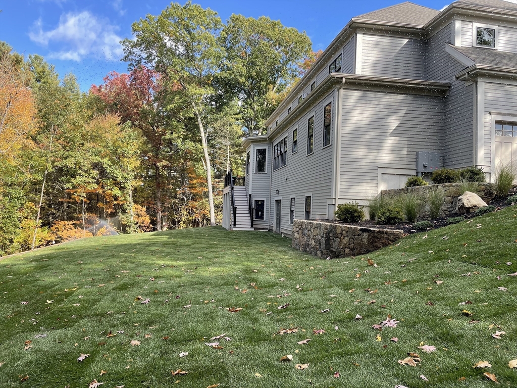 16 Keeney Pond Road