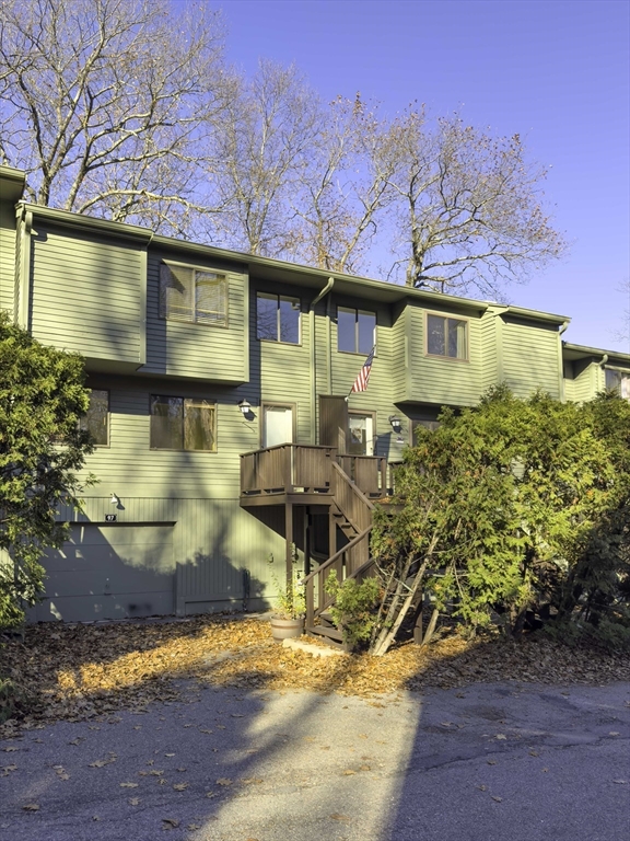 97 Meeting House Path 97