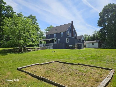 4 Gates Terrace Sterling MA 01564