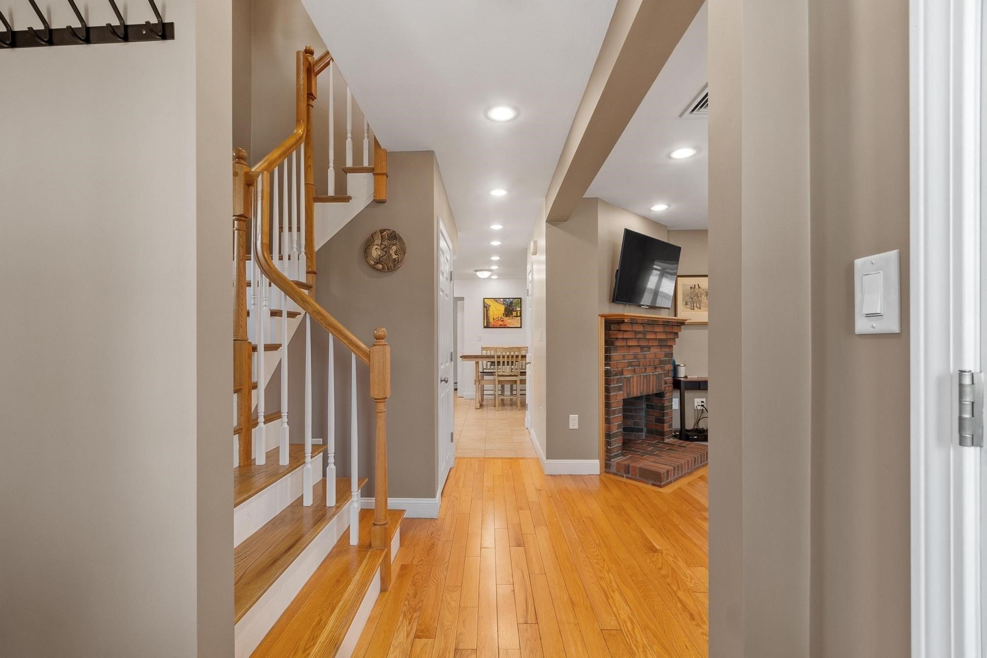 102 Narragansett Rd, Quincy, MA, 102 Narragansett Rd, Quincy, MA Photo #7