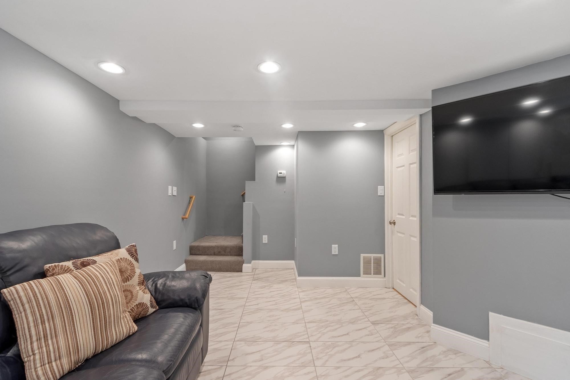 102 Narragansett Rd, Quincy, MA, 102 Narragansett Rd, Quincy, MA Photo #25