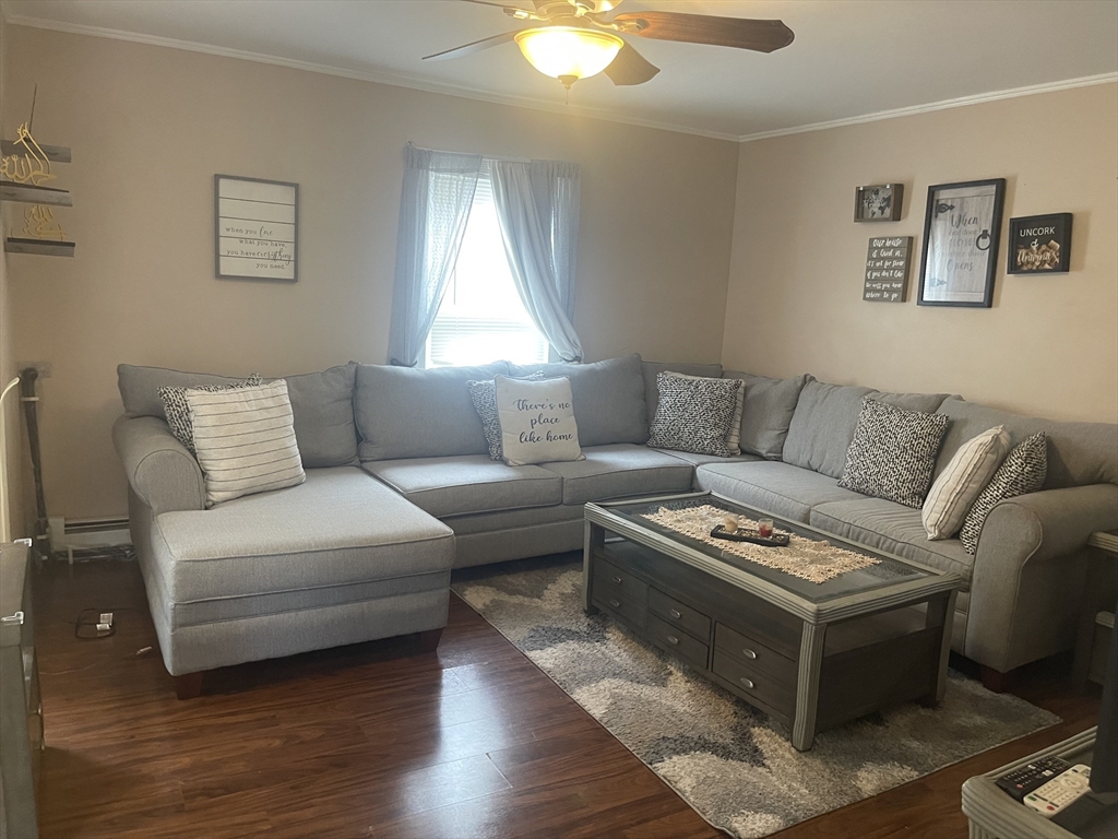 82 Boutelle